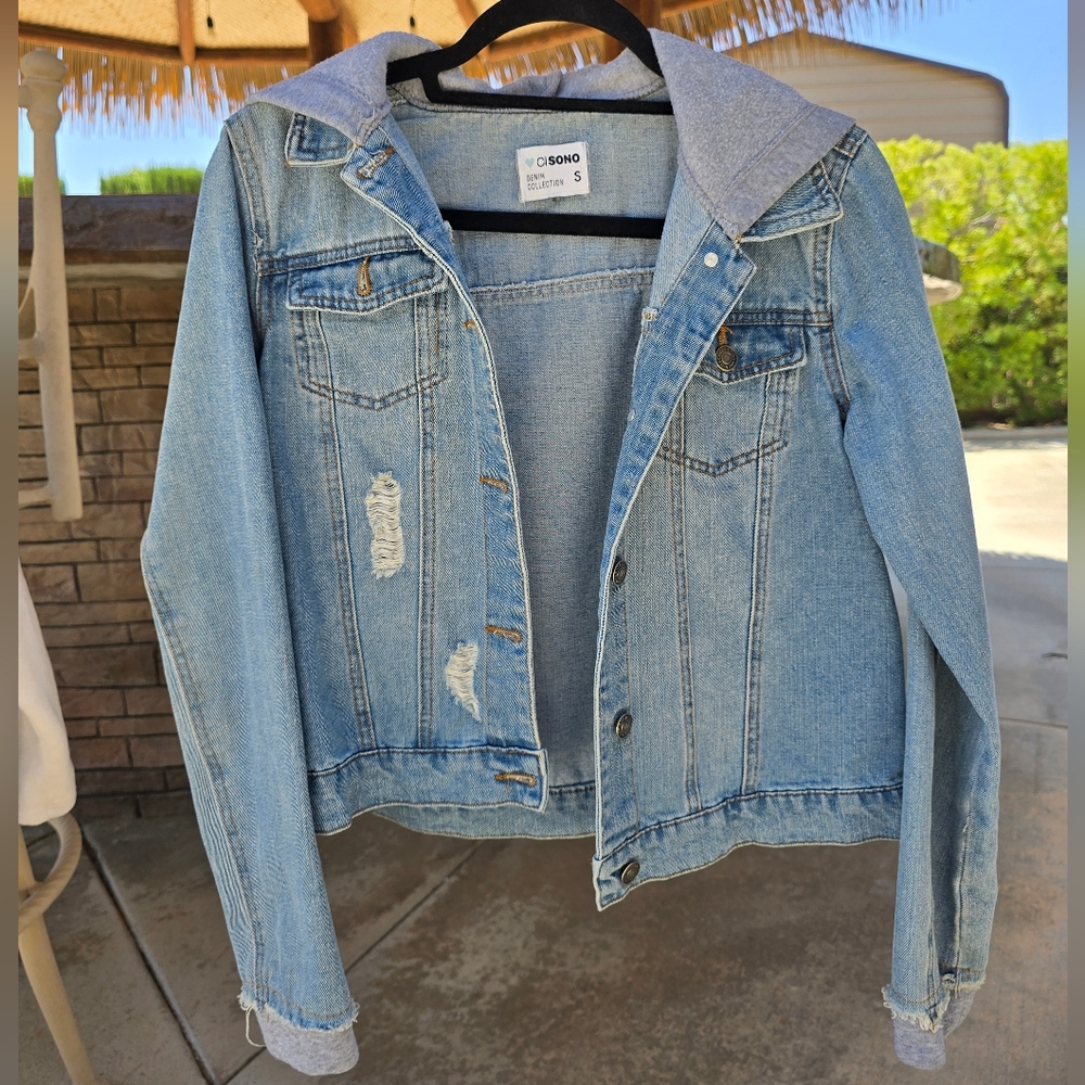 Light Blue Denim Jacket With Hood